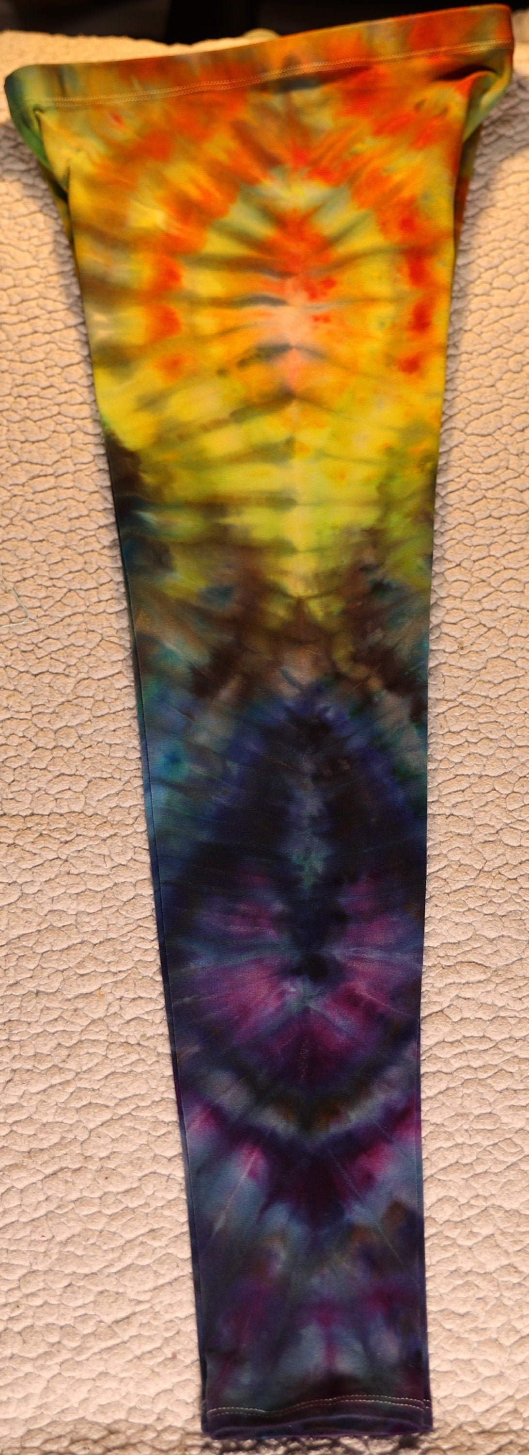Medium Incline Ice Dye Tie Dye Leggings 